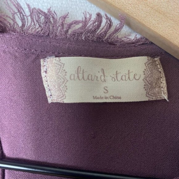 ALTAR STATE DRESS - Picture 4 of 5